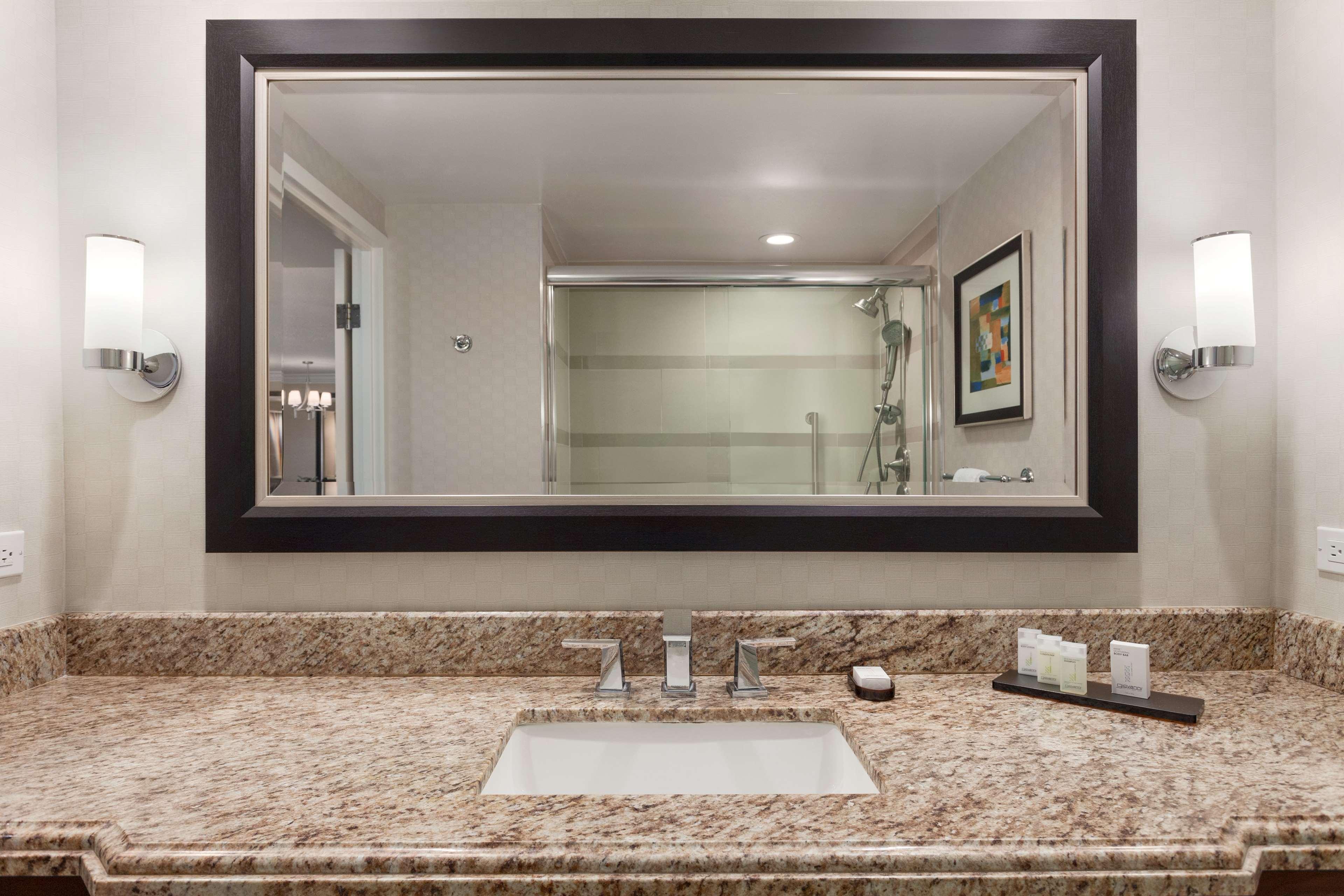 Embassy Suites By Hilton Irvine Orange County Airport Экстерьер фото